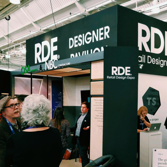 Awyposazenie stoiska komercyjnego