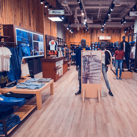 ASklep Levi’sa w Budapeszcie przygotowany przez Ergo Store