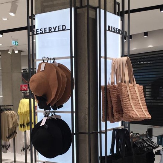 Aumeblowanie sklepów odzieżowych