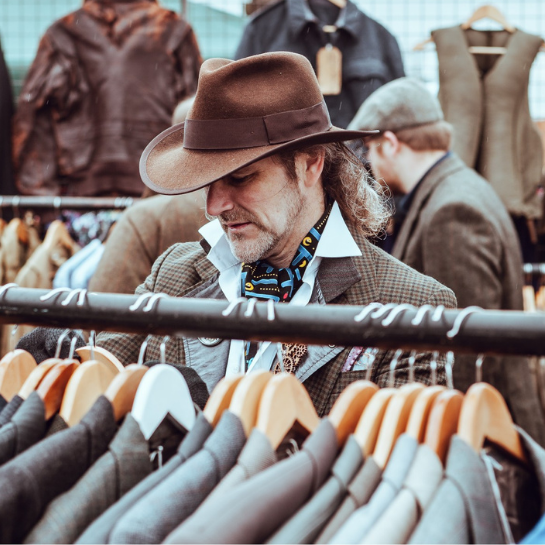 AJak przyciągnąć mężczyzn do sklepów stacjonarnych?