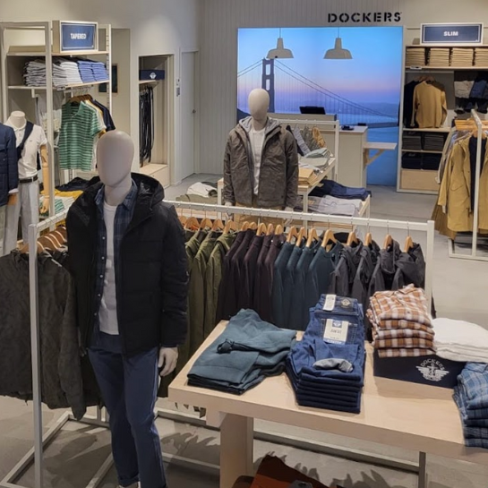 AErgo Store wyprodukowało nowe sklepy Dockers w Madrycie i Barcelonie