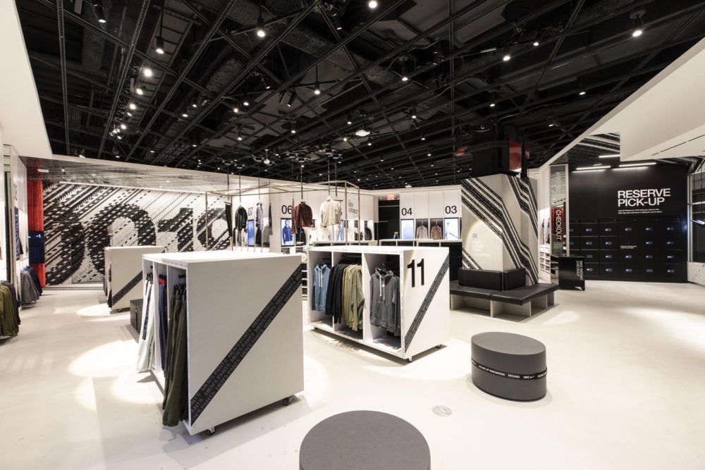 Przymierzalnia przyszłości: jak technologia i design zmieniają przestrzeń podejmowania decyzji zakupowych?