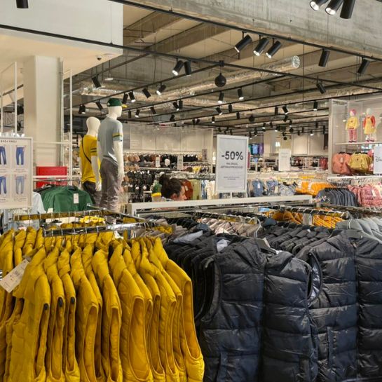 testNew Ergo Store production for the Sinsay brand in Greece