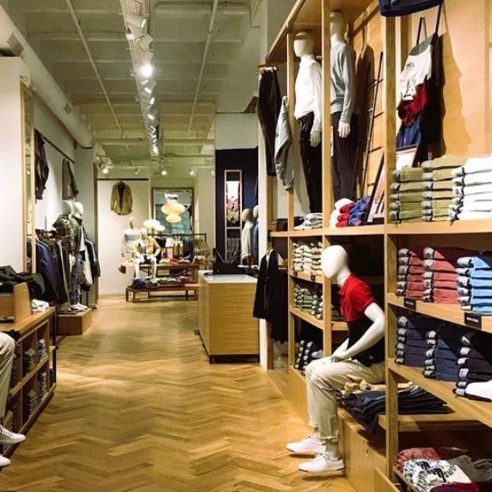 Ewolucja konceptu sklepów Dockers: od „ściany khaki” do “California Cool”