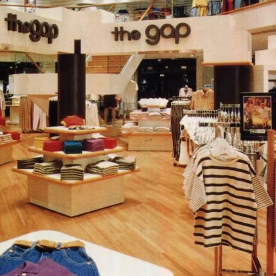 testEwolucja konceptu sklepów stacjonarnych w branży odzieżowej  - Ergo Store